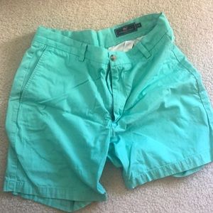 Men’s vineyard vines shorts
